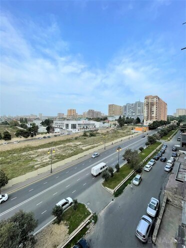 Продаётся 5-комн. вторичка 120 м², м. Ази Асланов, photo 23 from 24