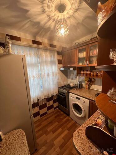 Satılır 1 otaqlı köhnə tikili 35 m², İnşaatçılar m., photo 4 from 8