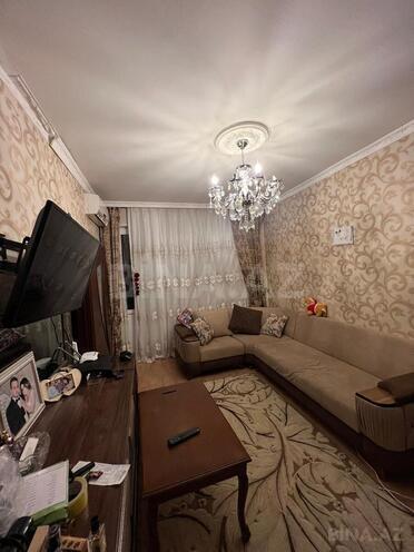 Satılır 1 otaqlı köhnə tikili 35 m², İnşaatçılar m., photo 1 from 8