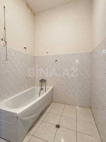 Satılır 6 otaqlı köhnə tikili 250 m², Sahil m., photo 27 from 32