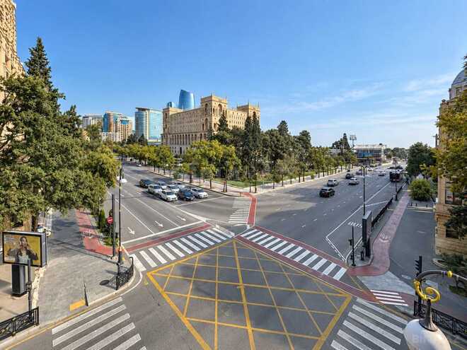 Satılır 6 otaqlı köhnə tikili 250 m², Sahil m., photo 18 from 32