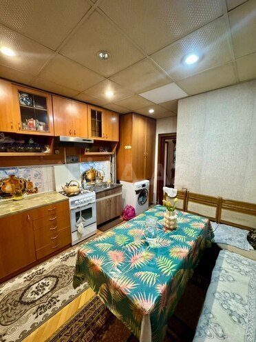 Продается 5-комн. вторичка 120 м², м. Ази Асланов, photo 11 from 15