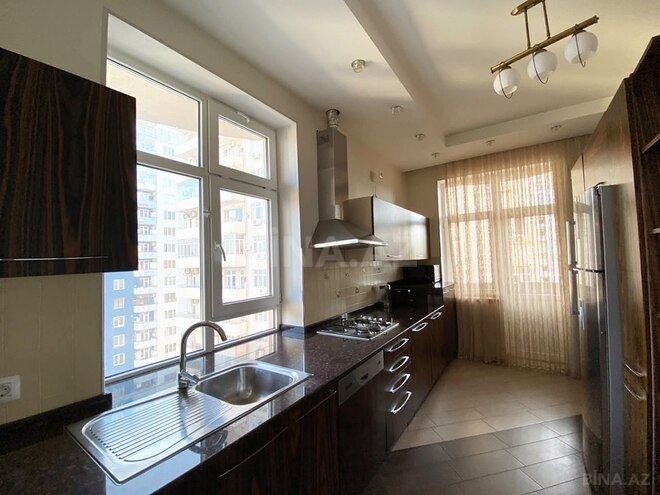 İcarəyə verilir 4 otaqlı yeni tikili 180 m², İnşaatçılar m., photo 20 from 21