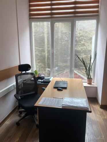 İcarəyə verilir 8 otaqlı ofis 200 m², İçəri Şəhər m., photo 15 from 20