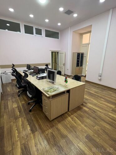 İcarəyə verilir 8 otaqlı ofis 200 m², İçəri Şəhər m., photo 19 from 20