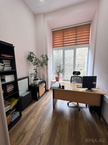 İcarəyə verilir 8 otaqlı ofis 200 m², İçəri Şəhər m., photo 18 from 20