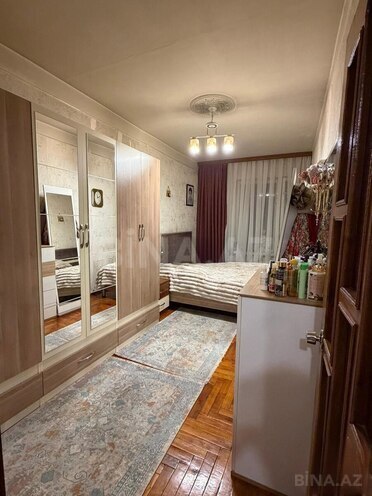 Продается 2-комн. вторичка 70 м², м. Гянджлик, photo 3 from 10