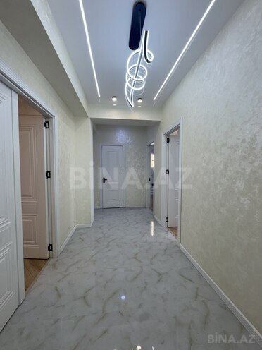 Продаётся 3-комн. новостройка 110 м², м. Иншаатчылар, photo 1 from 9