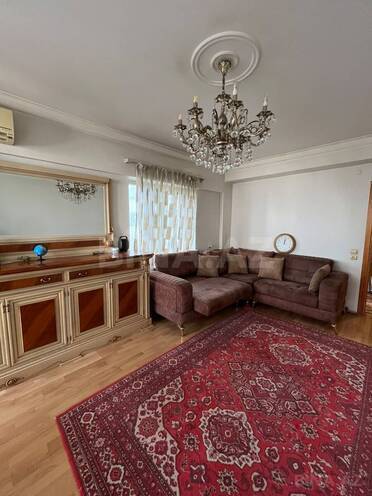 Satılır 2 otaqlı köhnə tikili 73 m², 28 May m., photo 3 from 9