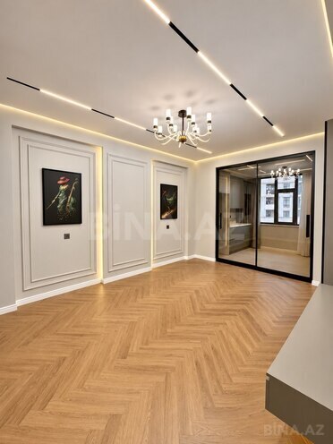 Продается 2-комн. новостройка 65 м², м. Гянджлик, photo 3 from 12