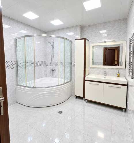 Продаётся 3-комн. новостройка 140 м², м. Низами, photo 11 from 12