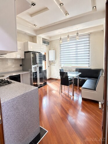Продаётся 3-комн. новостройка 140 м², м. Низами, photo 8 from 12