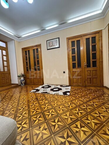 Satılır 4 otaqlı köhnə tikili 135 m², Sahil m., photo 6 from 19