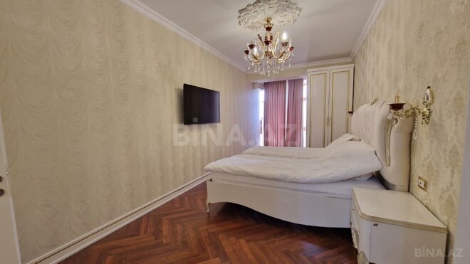 Satılır 4 otaqlı yeni tikili 215 m², Sahil m., photo 14 from 29
