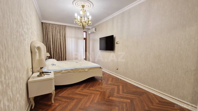 Satılır 4 otaqlı yeni tikili 215 m², Sahil m., photo 10 from 29
