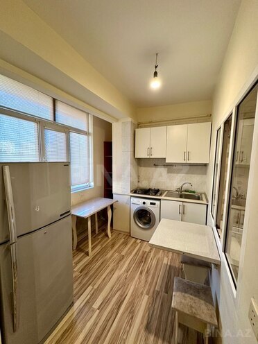 Продаётся 3-комн. вторичка 70 м², м. Ази Асланов, photo 9 from 15