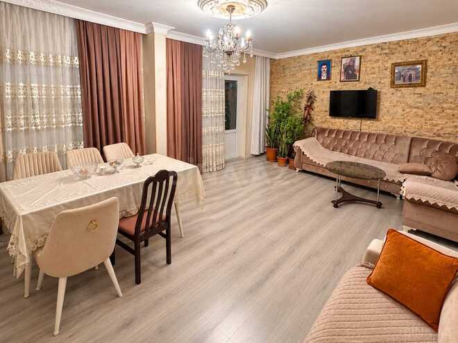 Продаётся 5-комн. вторичка 98 м², м. Иншаатчылар, photo 4 from 18