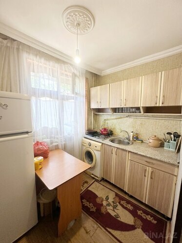 Продаётся 1-комн. вторичка 45 м², м. Ази Асланов, photo 3 from 6