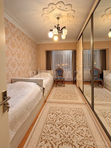 Продается 3-комн. вторичка 90 м², м. Насими, photo 9 from 15