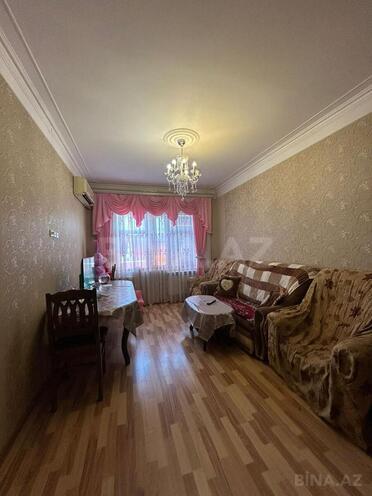 Satılır 2 otaqlı köhnə tikili 65 m², Həzi Aslanov m., photo 1 from 12