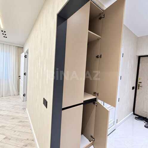 Продаётся 2-комн. вторичка 45 м², м. Кара Караев, photo 8 from 23