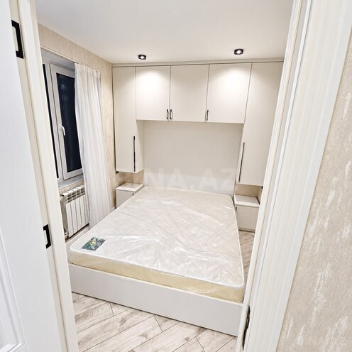 Продаётся 2-комн. вторичка 45 м², м. Кара Караев, photo 18 from 23