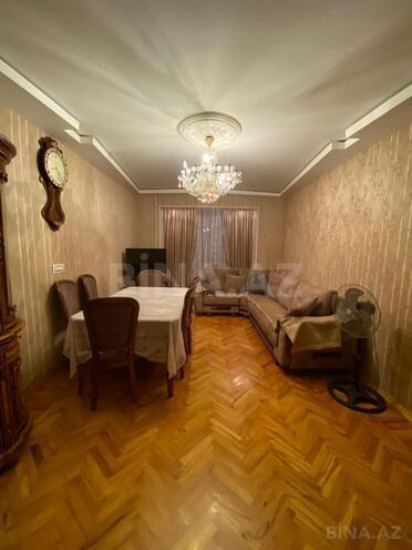 Satılır 3 otaqlı köhnə tikili 90 m², Bakıxanov q., photo 3 from 16