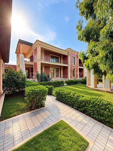 Продаётся 6-комн. дом/дача 450 м², пос. Шувеляны, photo 1 from 31