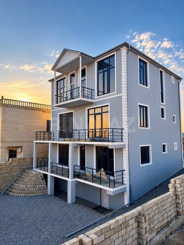 Satılır 10 otaqlı həyət evi/bağ evi 370 m², Şıxov q., photo 1 from 18