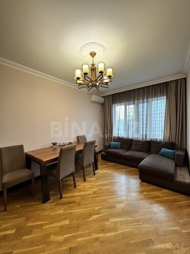 Satılır 3 otaqlı köhnə tikili 65 m², Azadlıq Prospekti m., photo 3 from 26
