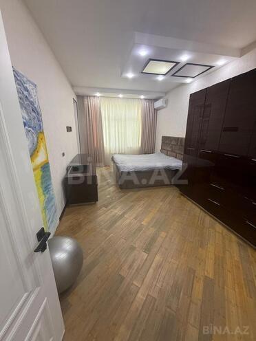 Сдаётся 4-комн. новостройка 185 м², м. 20 января, photo 1 from 14