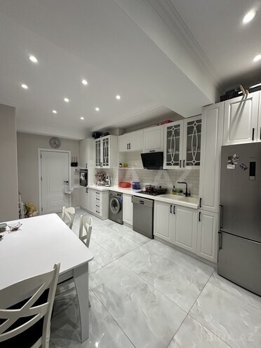 Продается 3-комн. новостройка 116 м², м. Ази Асланов, photo 13 from 21