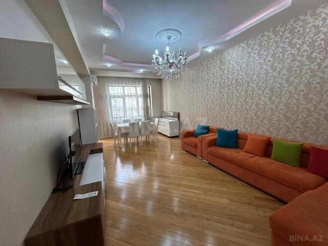 Сдается 2-комн. новостройка 120 м², м. Элмляр Академиясы, photo 1 from 13