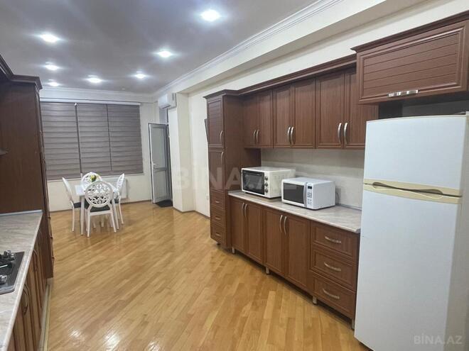Сдаётся 3-комн. новостройка 150 м², м. 8 ноября, photo 10 from 20