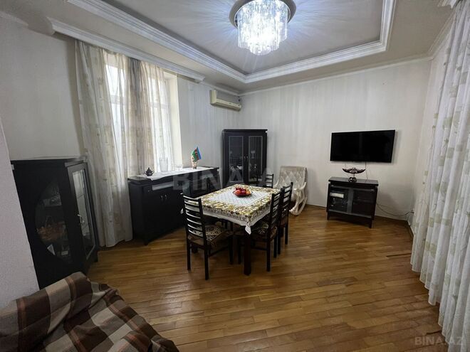 Satılır 5 otaqlı köhnə tikili 128 m², Badamdar q., photo 3 from 16