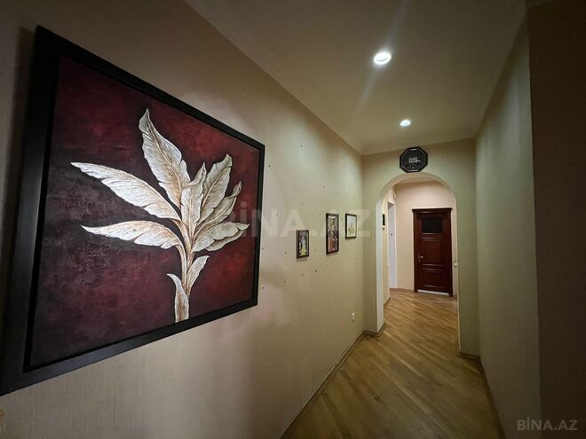 Satılır 5 otaqlı köhnə tikili 128 m², Badamdar q., photo 13 from 16