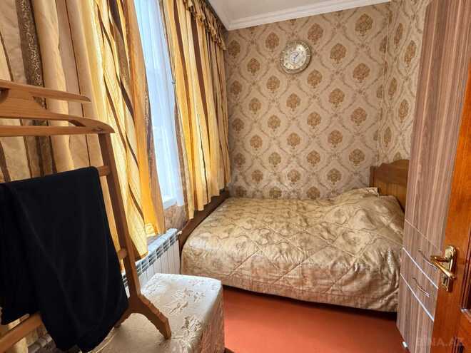Продается 2-комн. вторичка 38 м², м. Кара Караев, photo 5 from 9