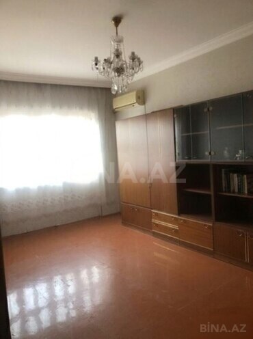 Продаётся 3-комн. вторичка 72 м², photo 3 from 12