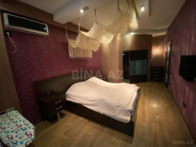 Сдается 3-комн. новостройка 130 м², м. Иншаатчылар, photo 9 from 15