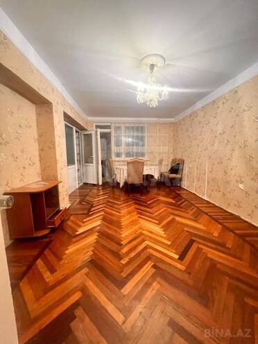 Продаётся 3-комн. вторичка 83 м², м. Элмляр Академиясы, photo 3 from 15