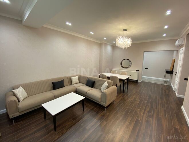 Сдается 3-комн. новостройка 100 м², м. Элмляр Академиясы, photo 4 from 31