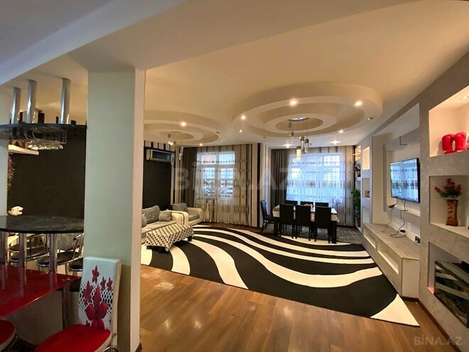 İcarəyə verilir 3 otaqlı yeni tikili 130 m², İnşaatçılar m., photo 3 from 15
