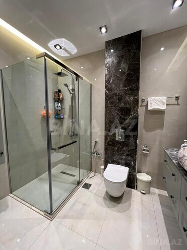 Сдается 2-комн. новостройка 100 м², м. 8 ноября, photo 14 from 17