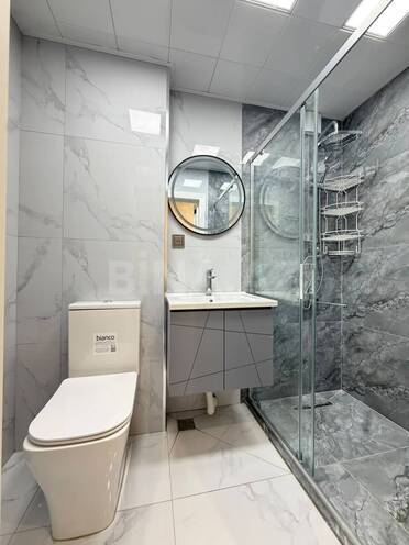 Satılır 3 otaqlı köhnə tikili 82 m², Qara Qarayev m., photo 4 from 12