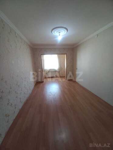 Продается 3-комн. вторичка 75 м², м. Ази Асланов, photo 3 from 19