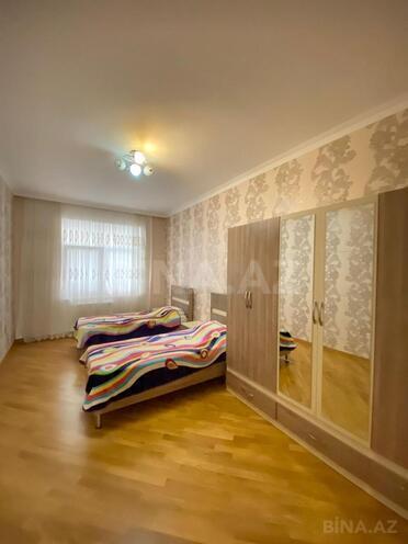 Сдается 3-комн. новостройка 140 м², м. Элмляр Академиясы, photo 9 from 18