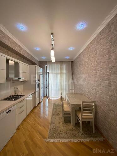 Сдается 3-комн. новостройка 140 м², м. Элмляр Академиясы, photo 11 from 18
