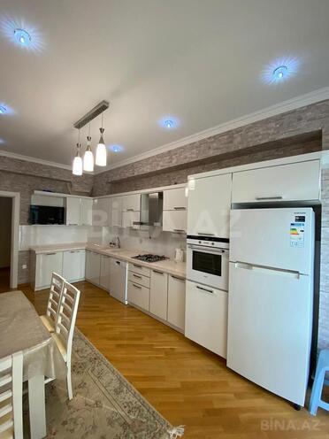 Сдается 3-комн. новостройка 140 м², м. Элмляр Академиясы, photo 10 from 18