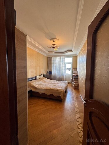 Продаётся 3-комн. новостройка 139 м², м. Нефтчиляр, photo 8 from 14