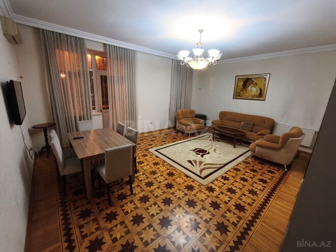 İcarəyə verilir 4 otaqlı köhnə tikili 140 m², İçəri Şəhər m., photo 3 from 25